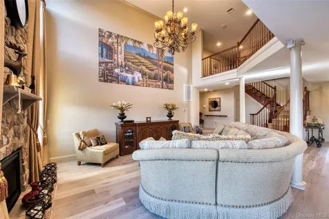 395 Stonecrop Road Aquebogue NY 11901