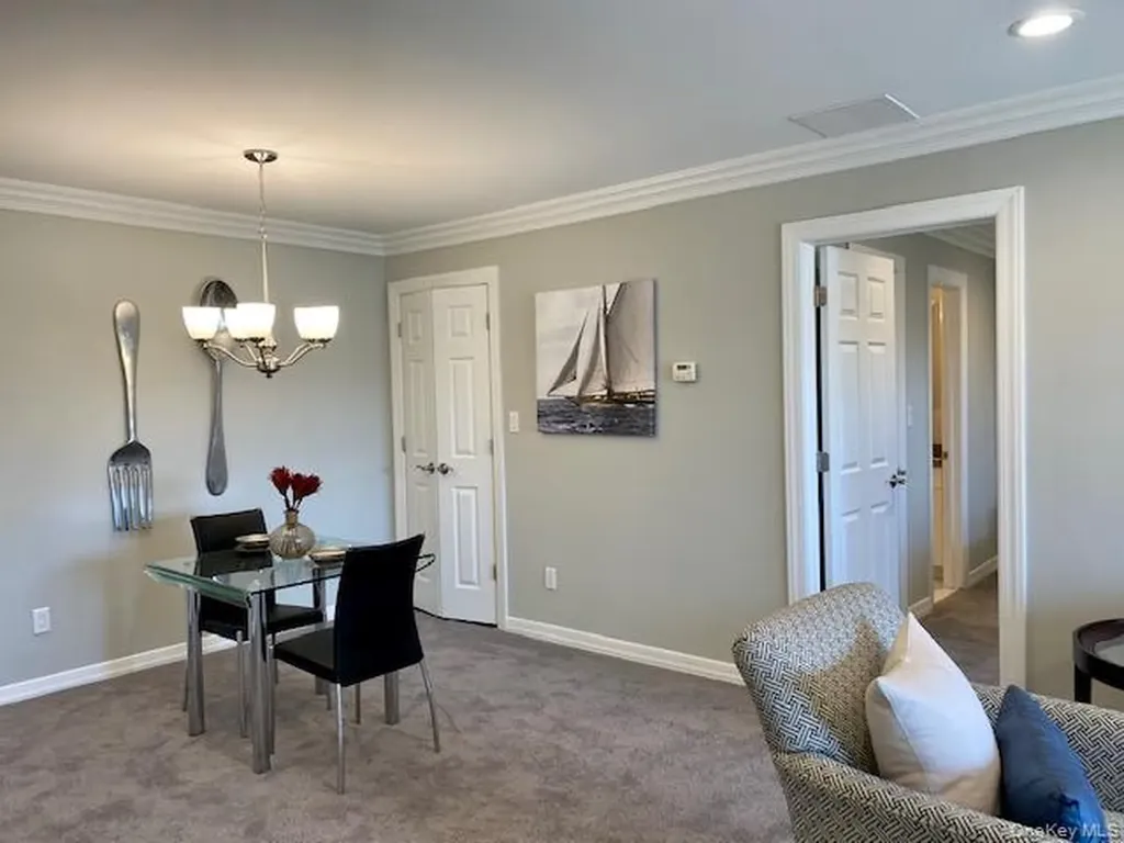55 Westwood Drive Westbury NY 11590
