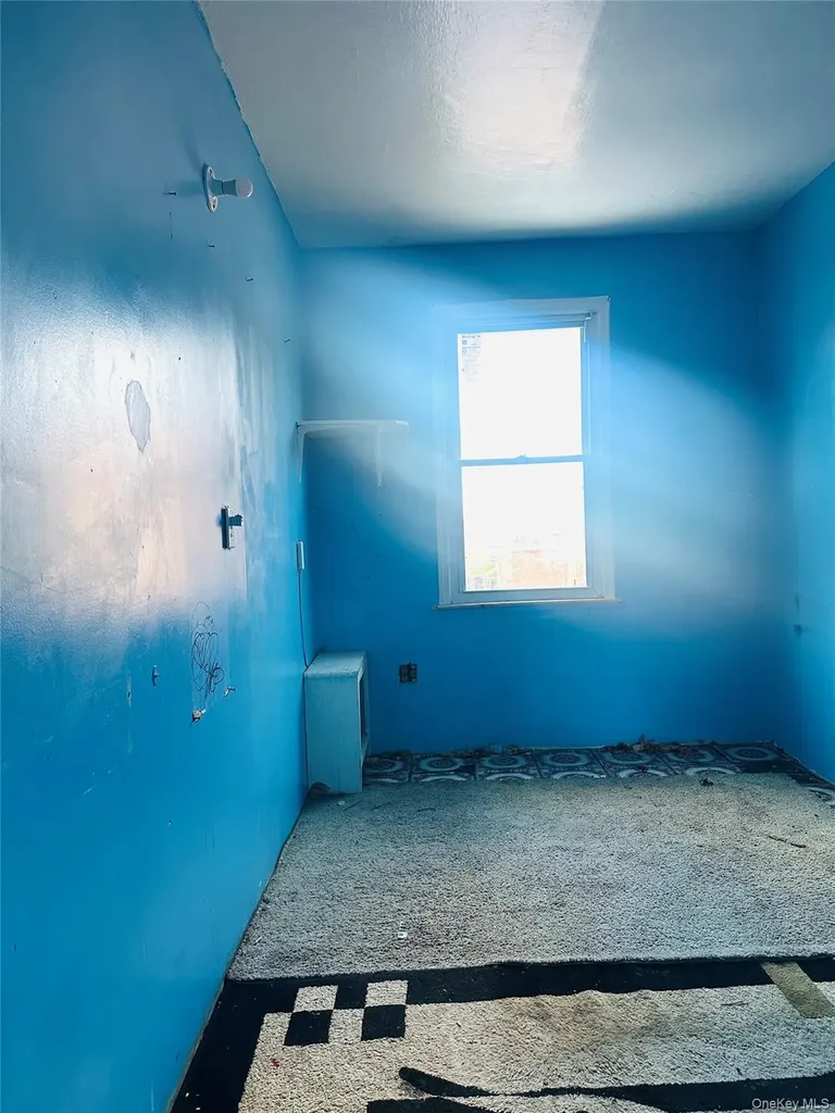2931 Yates Avenue Bronx NY 10469