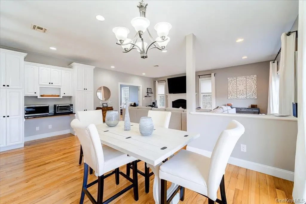 11 Saddle Hill Road Chester NY 10918
