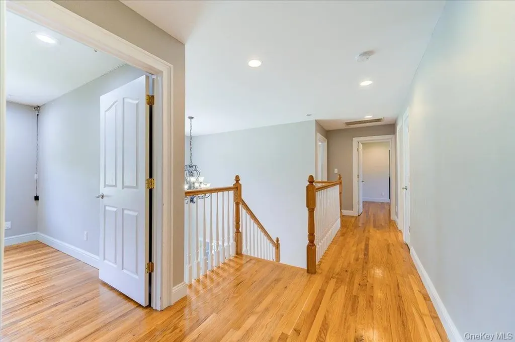 11 Saddle Hill Road Chester NY 10918