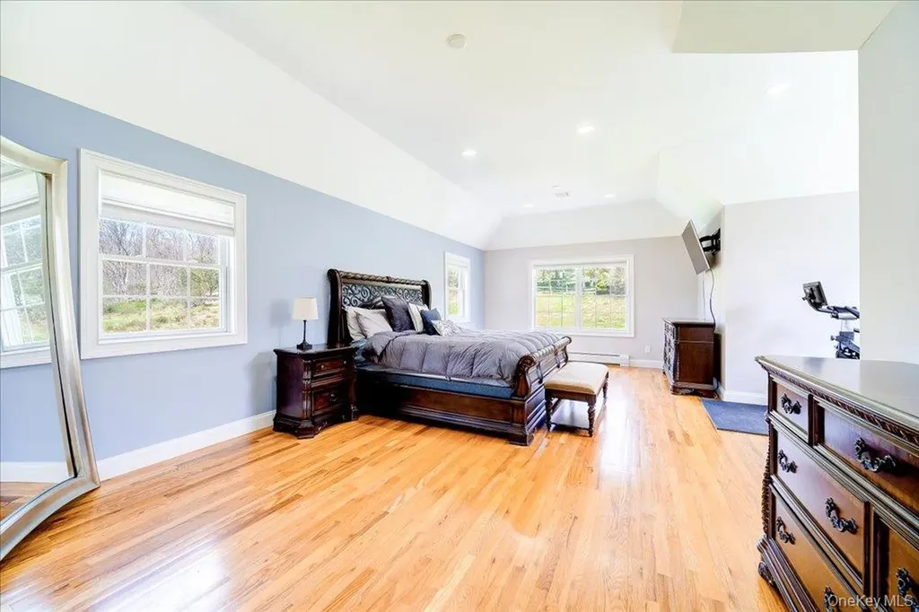11 Saddle Hill Road Chester NY 10918