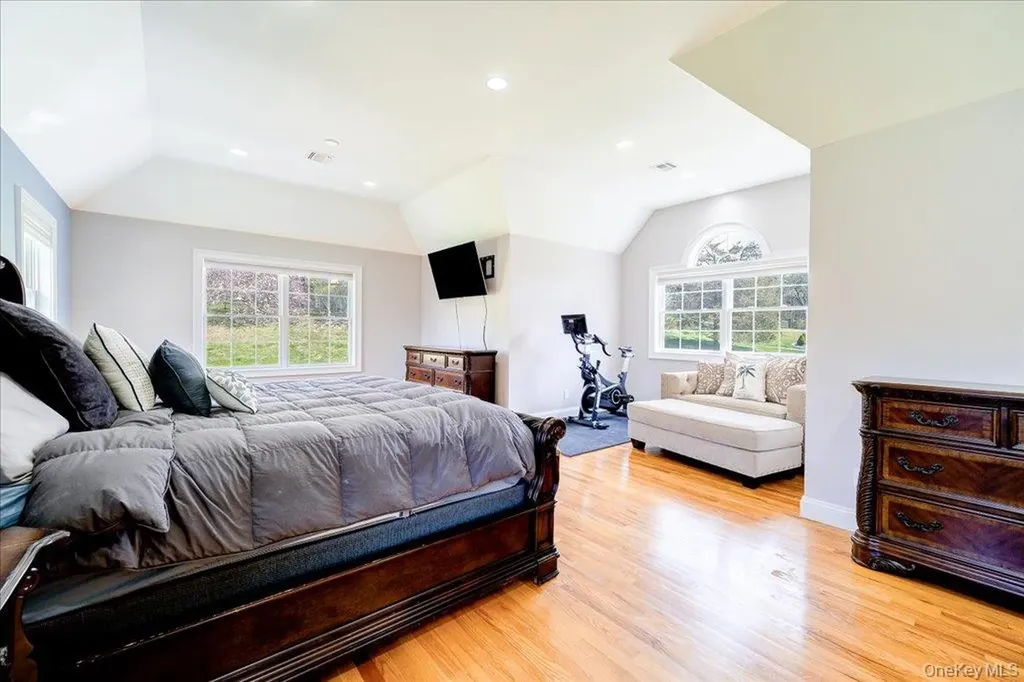 11 Saddle Hill Road Chester NY 10918