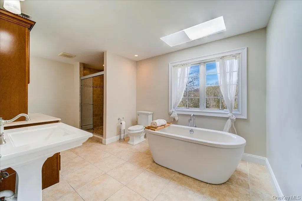 11 Saddle Hill Road Chester NY 10918