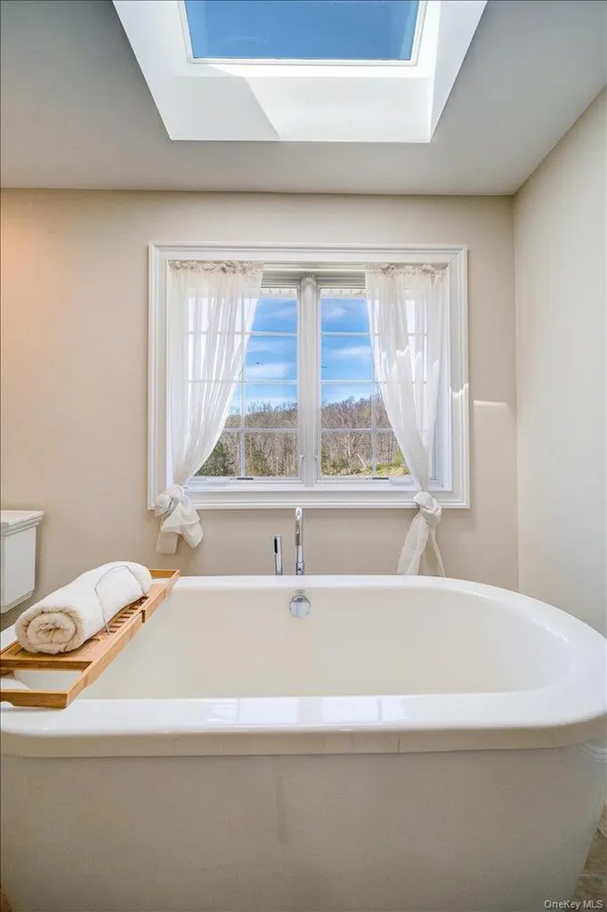11 Saddle Hill Road Chester NY 10918