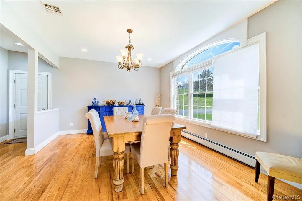 11 Saddle Hill Road Chester NY 10918