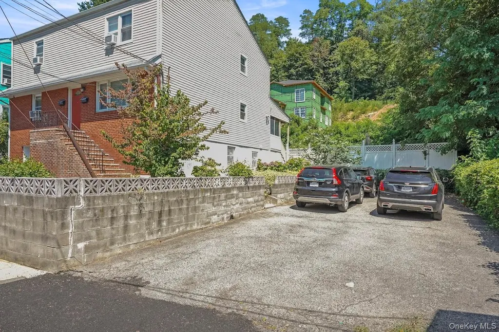 25 Montague Street Yonkers NY 10703