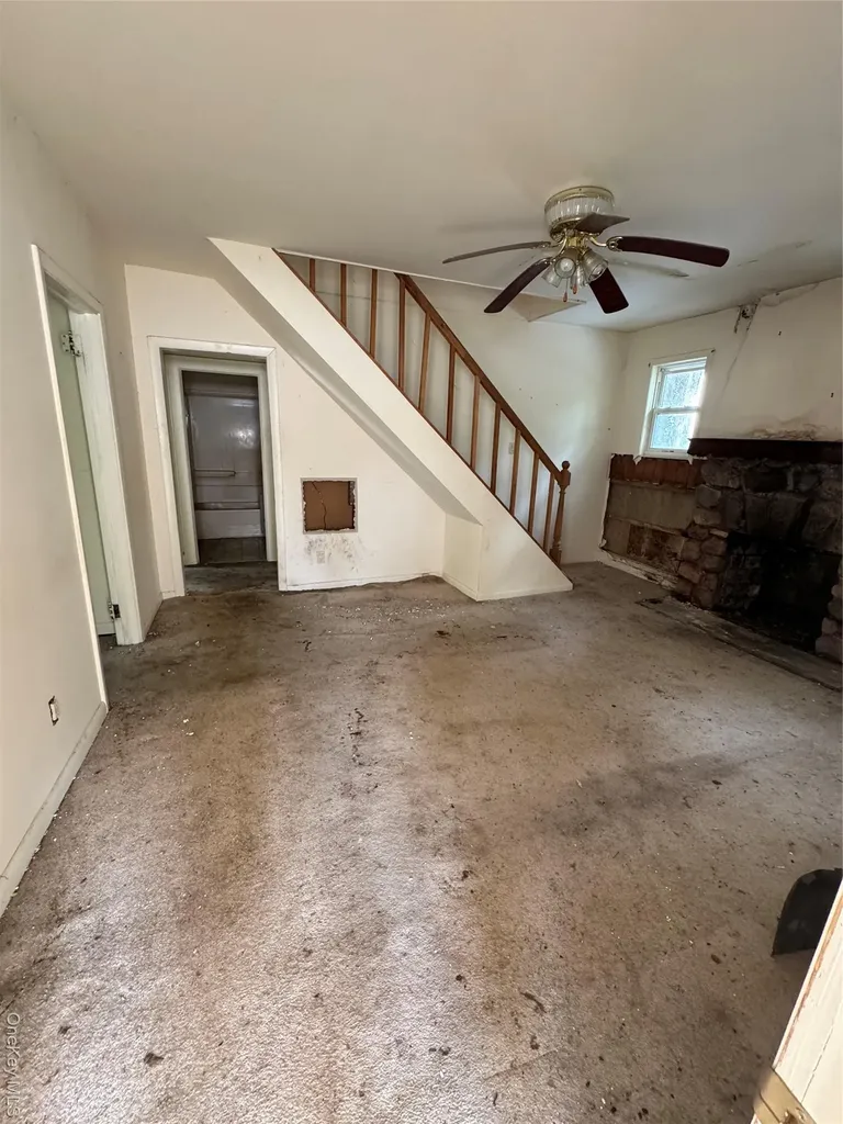 157 Tanglewylde Road Lake Peekskill NY 10537