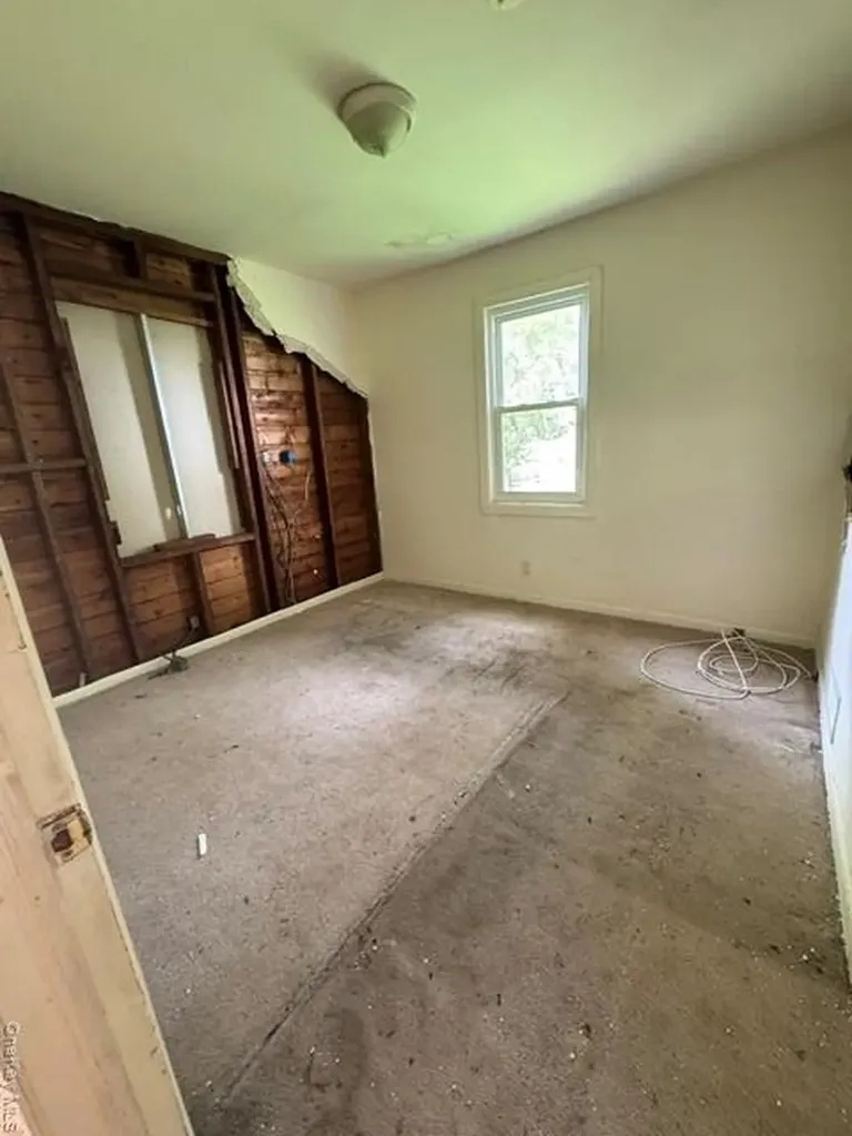 157 Tanglewylde Road Lake Peekskill NY 10537