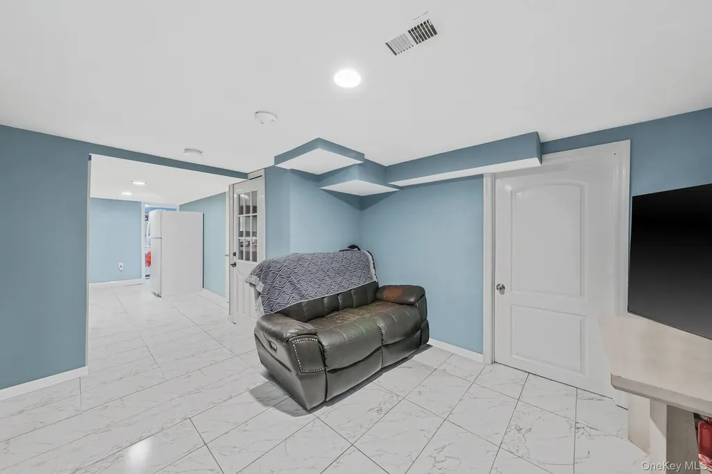1010 Motor Parkway Central Islip NY 11722