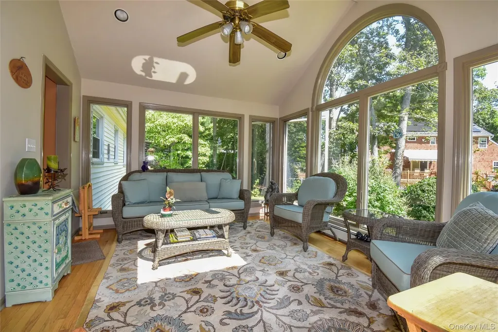 41 Marbeth Circle Miller Place NY 11764