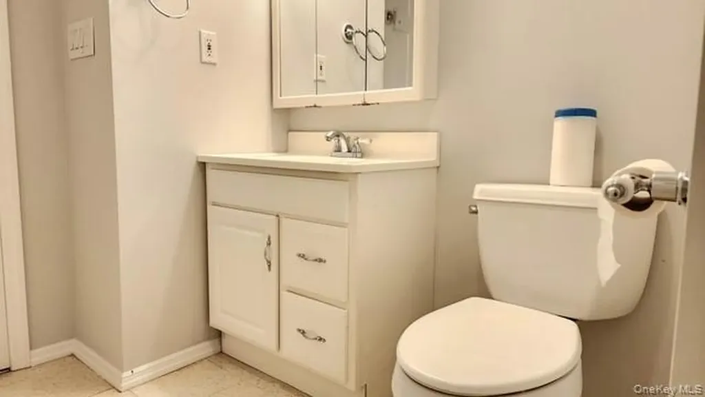 72 Propose Road Shirley NY 11967