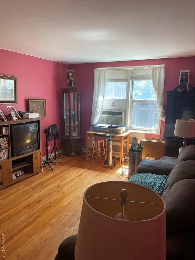 5614 Netherland Avenue Bronx NY 10471