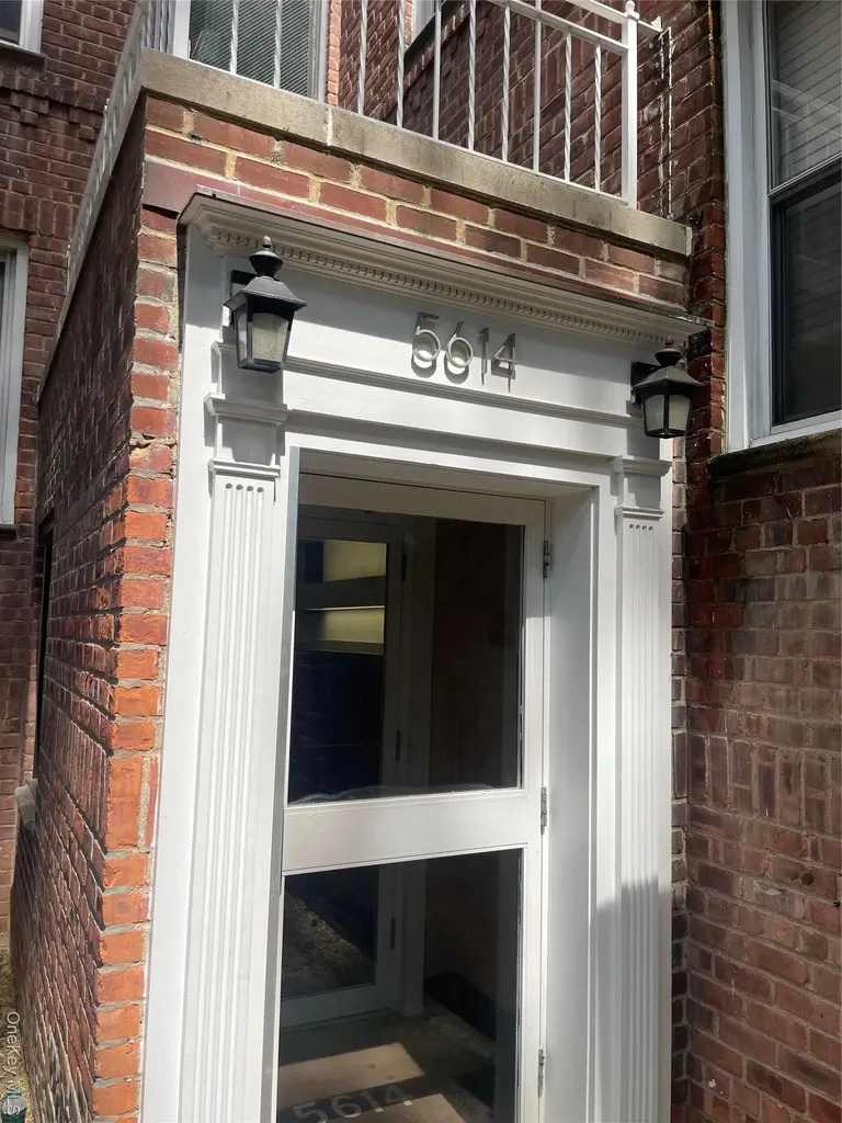 5614 Netherland Avenue Bronx NY 10471