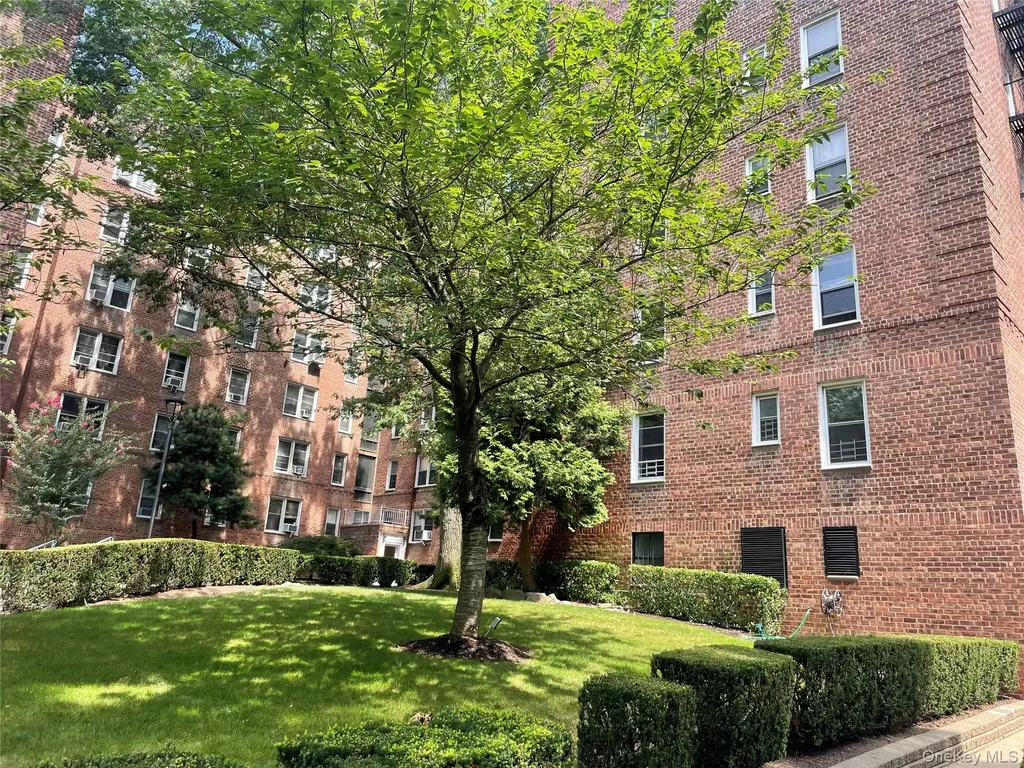 5614 Netherland Avenue Bronx NY 10471