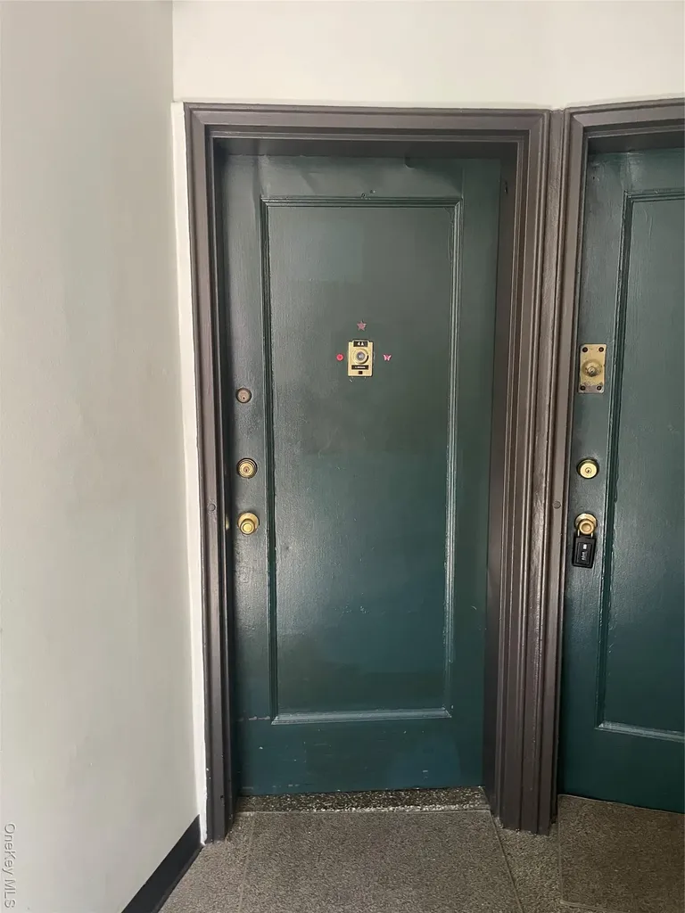5614 Netherland Avenue Bronx NY 10471