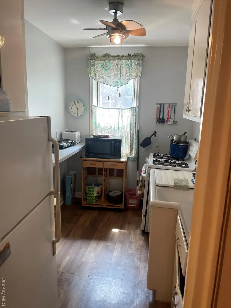 5614 Netherland Avenue Bronx NY 10471