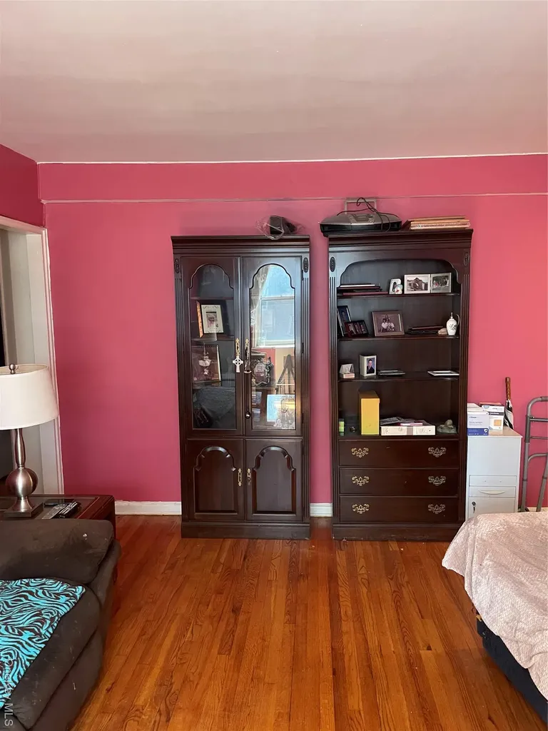 5614 Netherland Avenue Bronx NY 10471
