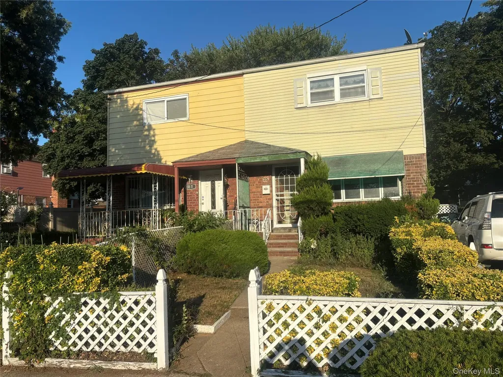 11815 Springfield Boulevard Springfield Gardens NY 11411