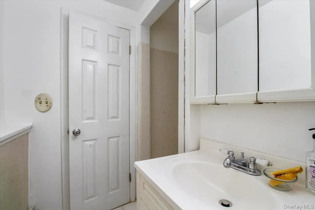1 Emerald Lane Mahopac NY 10541