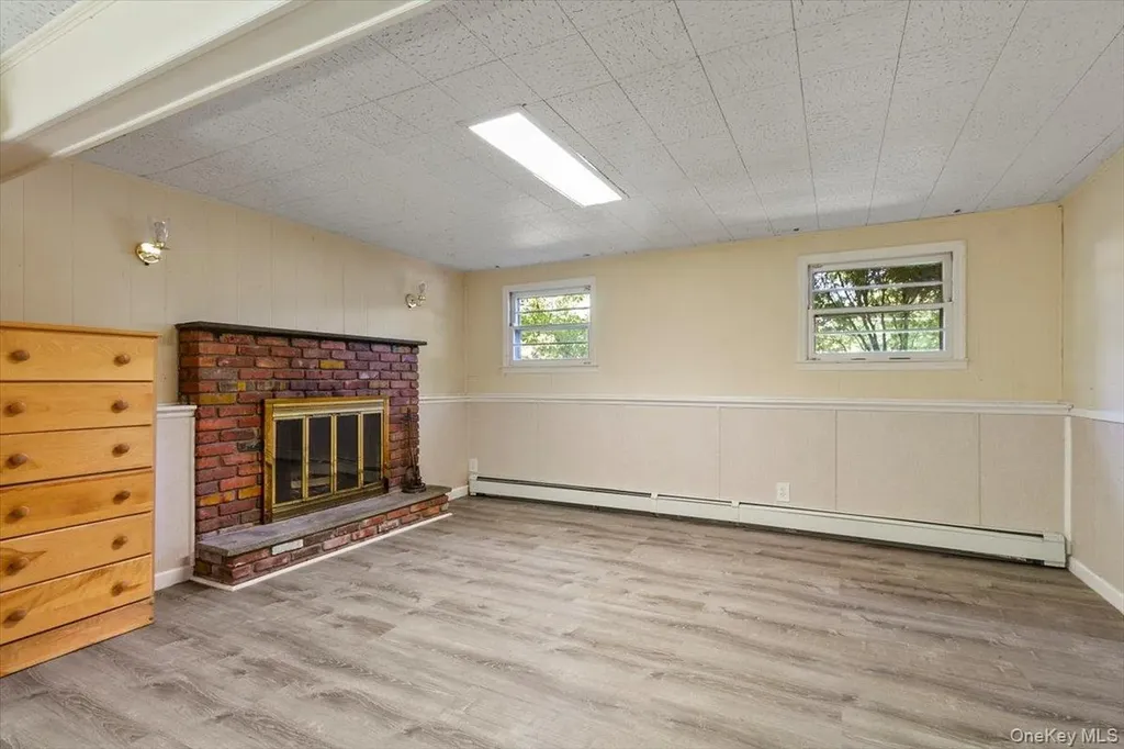 1 Emerald Lane Mahopac NY 10541