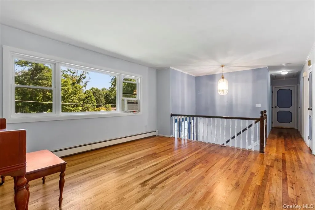 1 Emerald Lane Mahopac NY 10541