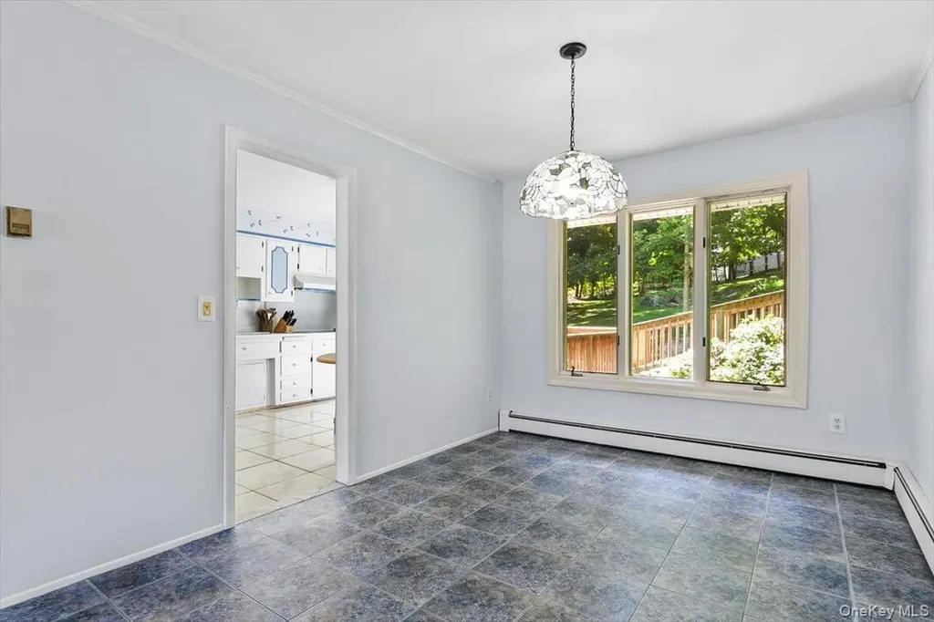 1 Emerald Lane Mahopac NY 10541