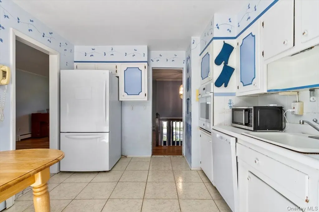 1 Emerald Lane Mahopac NY 10541
