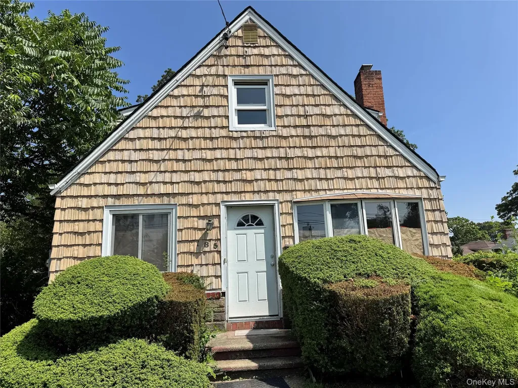 185 Alabama Avenue Hempstead NY 11550