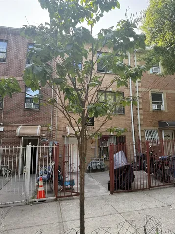 637 Barretto Street Bronx NY 10474