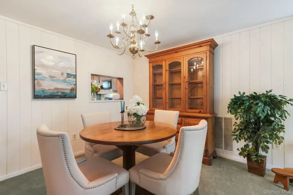 105 Williamsburg Drive Mahopac NY 10541