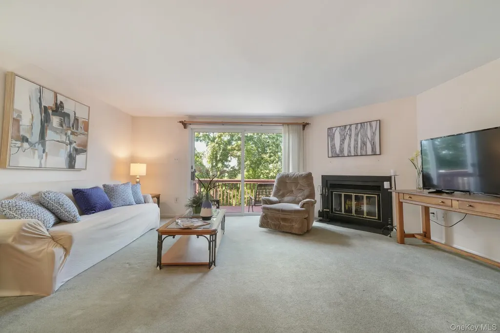 105 Williamsburg Drive Mahopac NY 10541