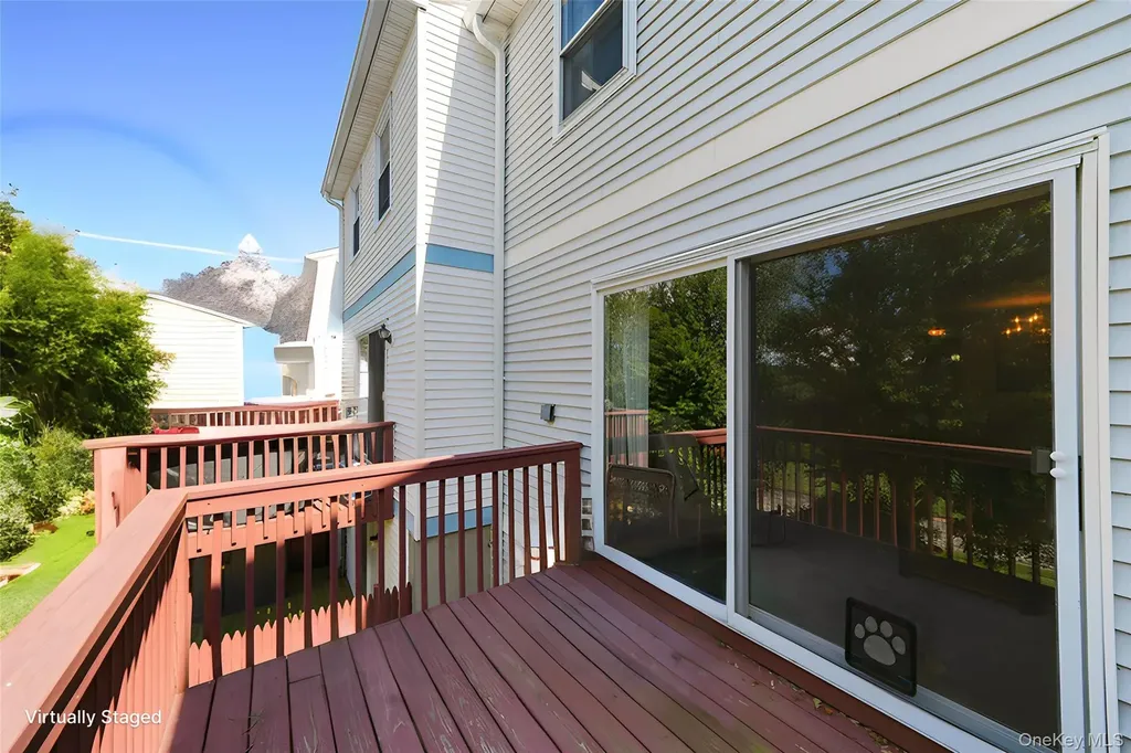 105 Williamsburg Drive Mahopac NY 10541