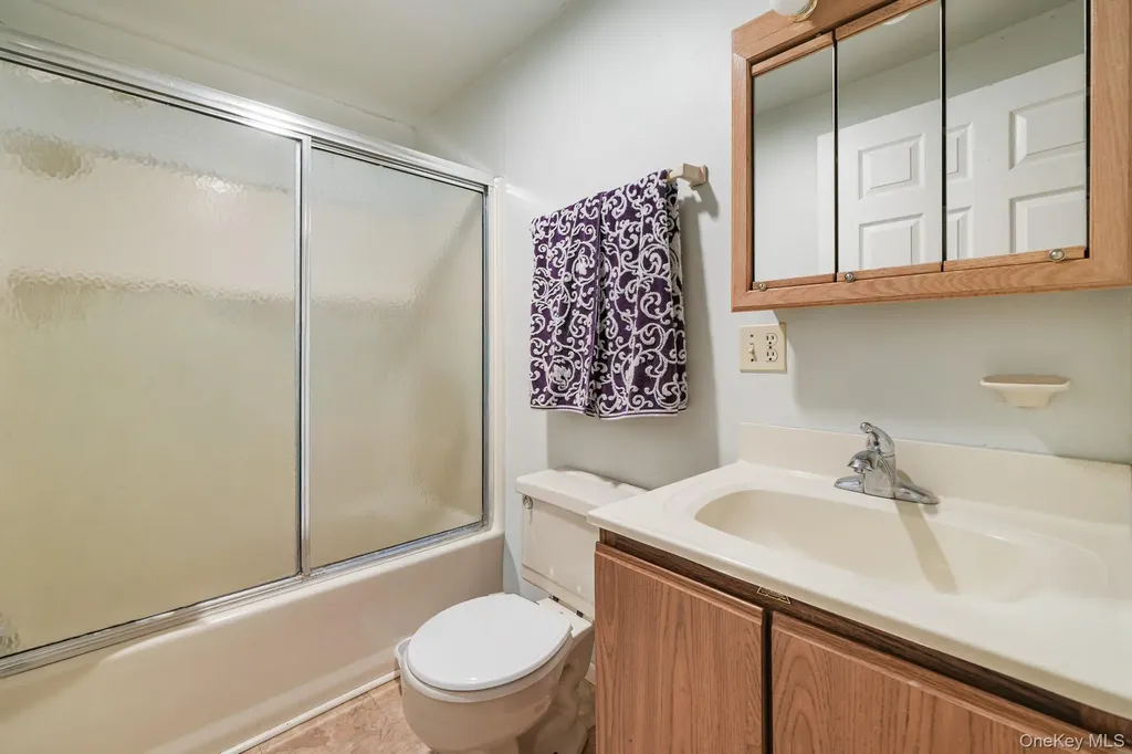 105 Williamsburg Drive Mahopac NY 10541