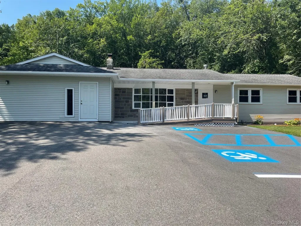 169 N Plank Road Newburgh NY 12550