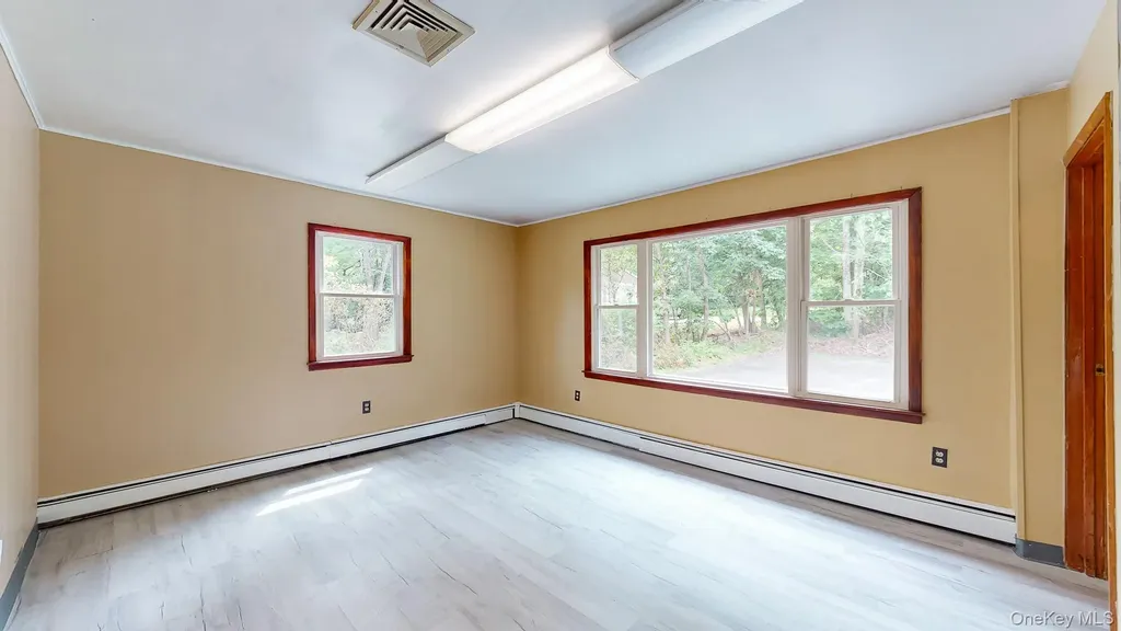 169 N Plank Road Newburgh NY 12550