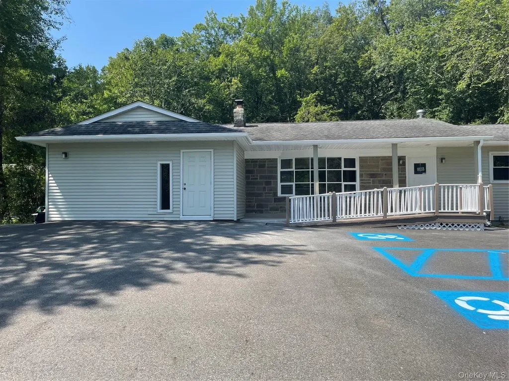 169 N Plank Road Newburgh NY 12550