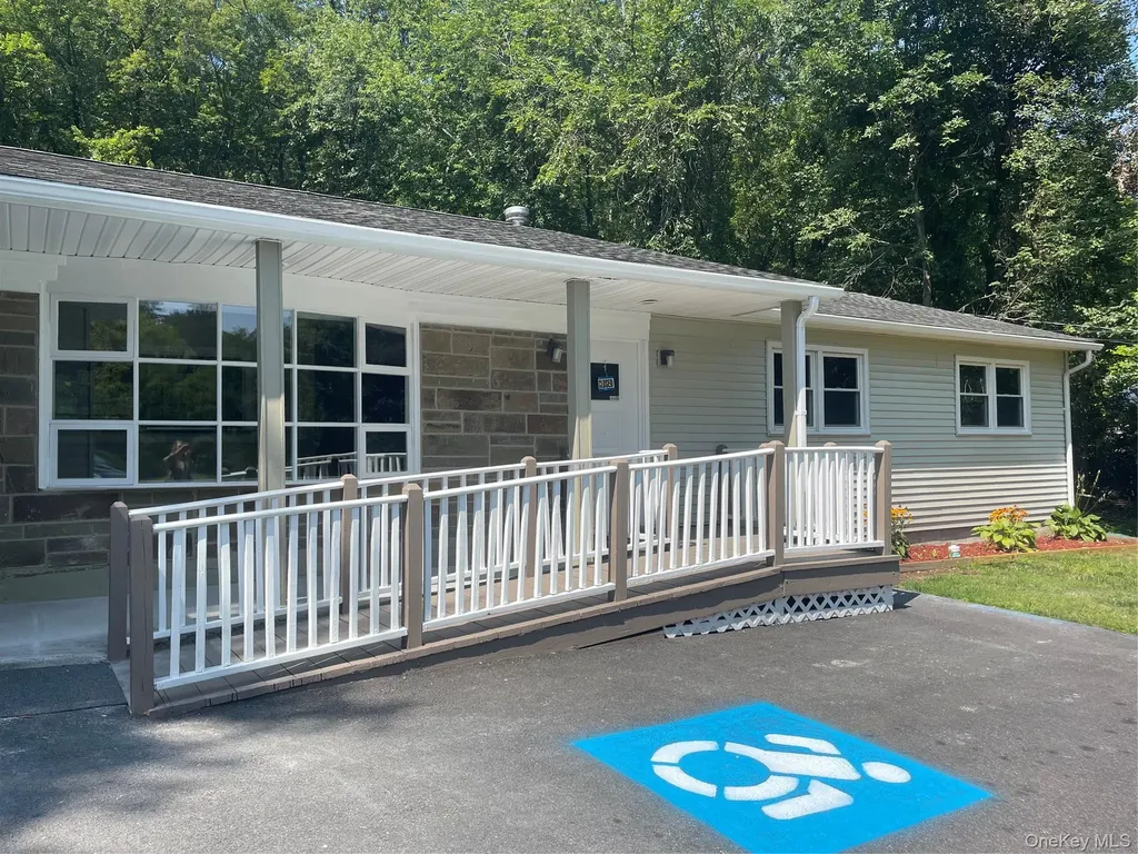 169 N Plank Road Newburgh NY 12550