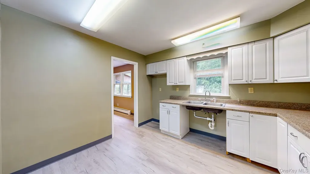 169 N Plank Road Newburgh NY 12550