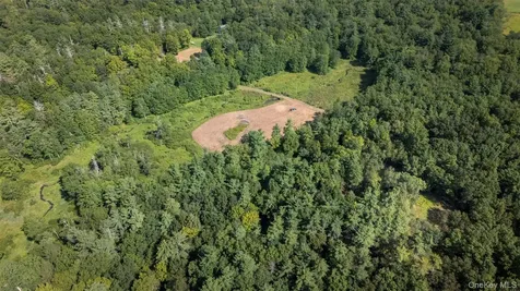 327 Phillips Road Saugerties NY 12477