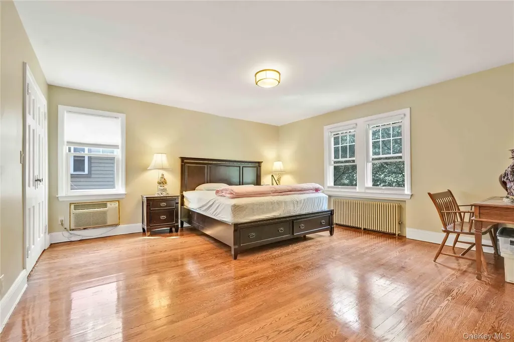 3029 143rd Street Flushing NY 11354