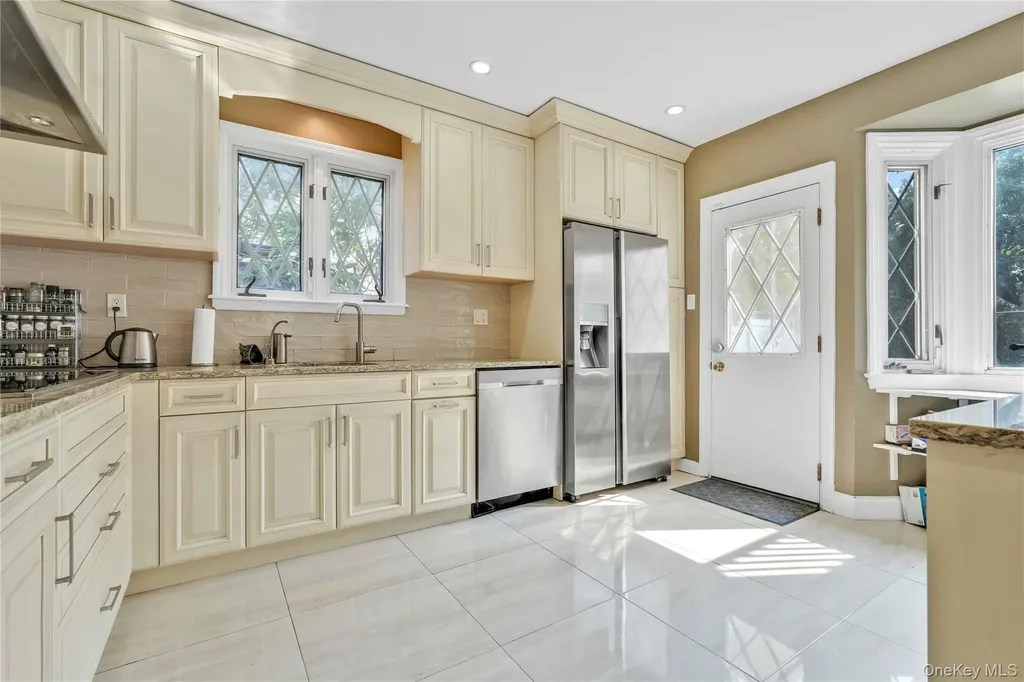 3029 143rd Street Flushing NY 11354