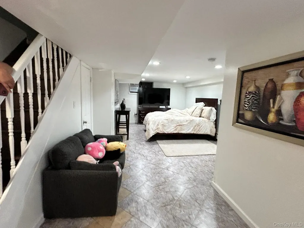 863 E 221st Street Bronx NY 10467