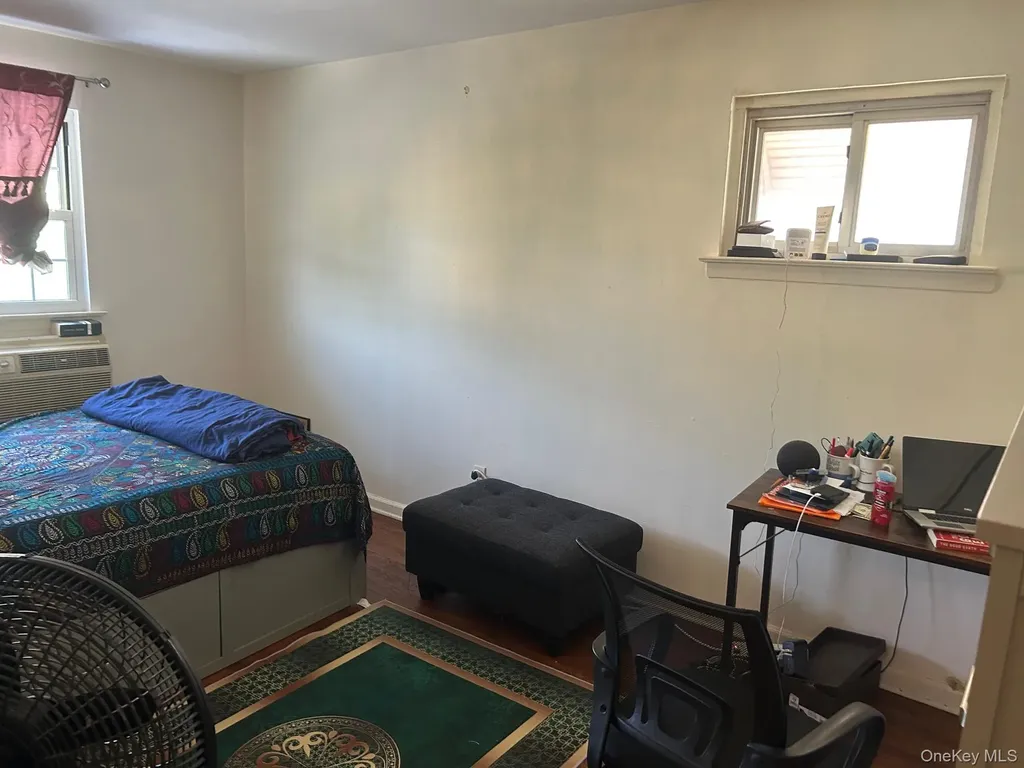 863 E 221st Street Bronx NY 10467