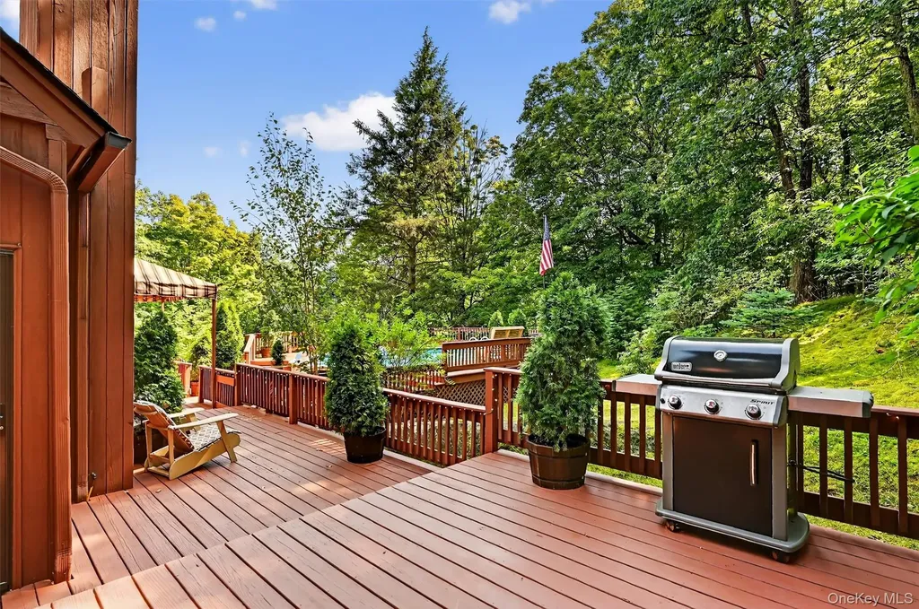 61 W Corbett Road Montgomery NY 12549