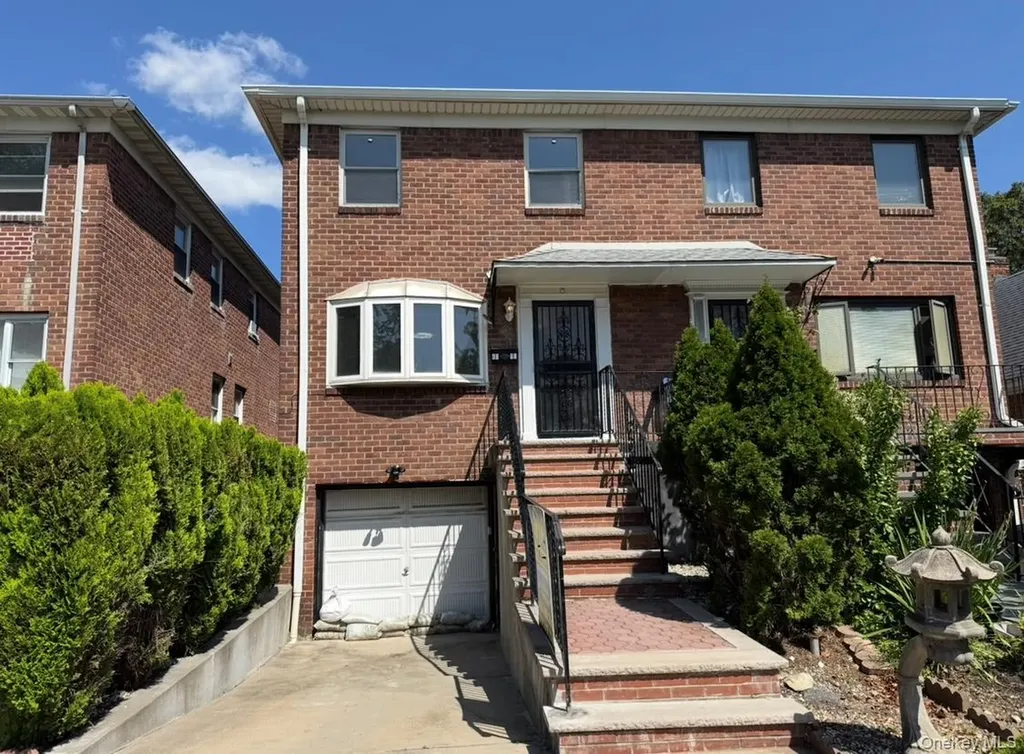 4005 Utopia Parkway Flushing NY 11358