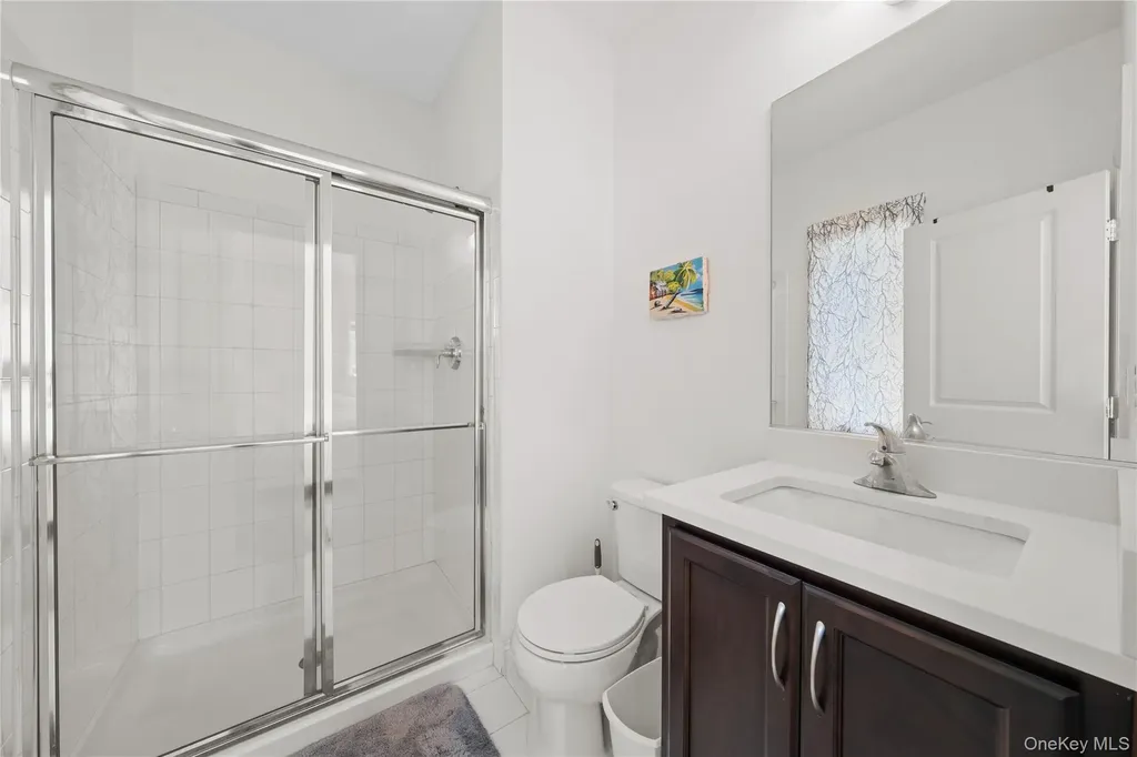27 Lilac Lane Ridge NY 11961