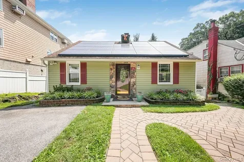 66 Lakeview Avenue Yonkers NY 10710