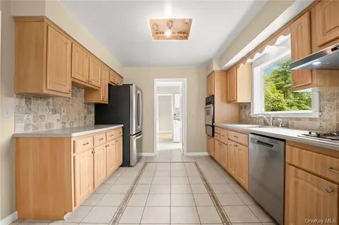 70 Upper Shad Road Pound Ridge NY 10576