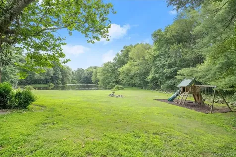 70 Upper Shad Road Pound Ridge NY 10576